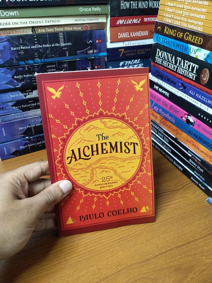 The Alchemist by Paulo Coelho - Book Tank BD