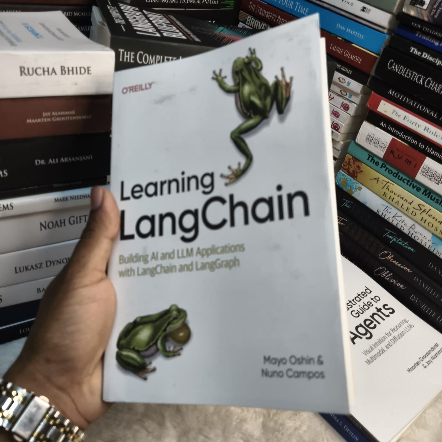 Learning LangChain by Mayo Oshin & Nuno Campos