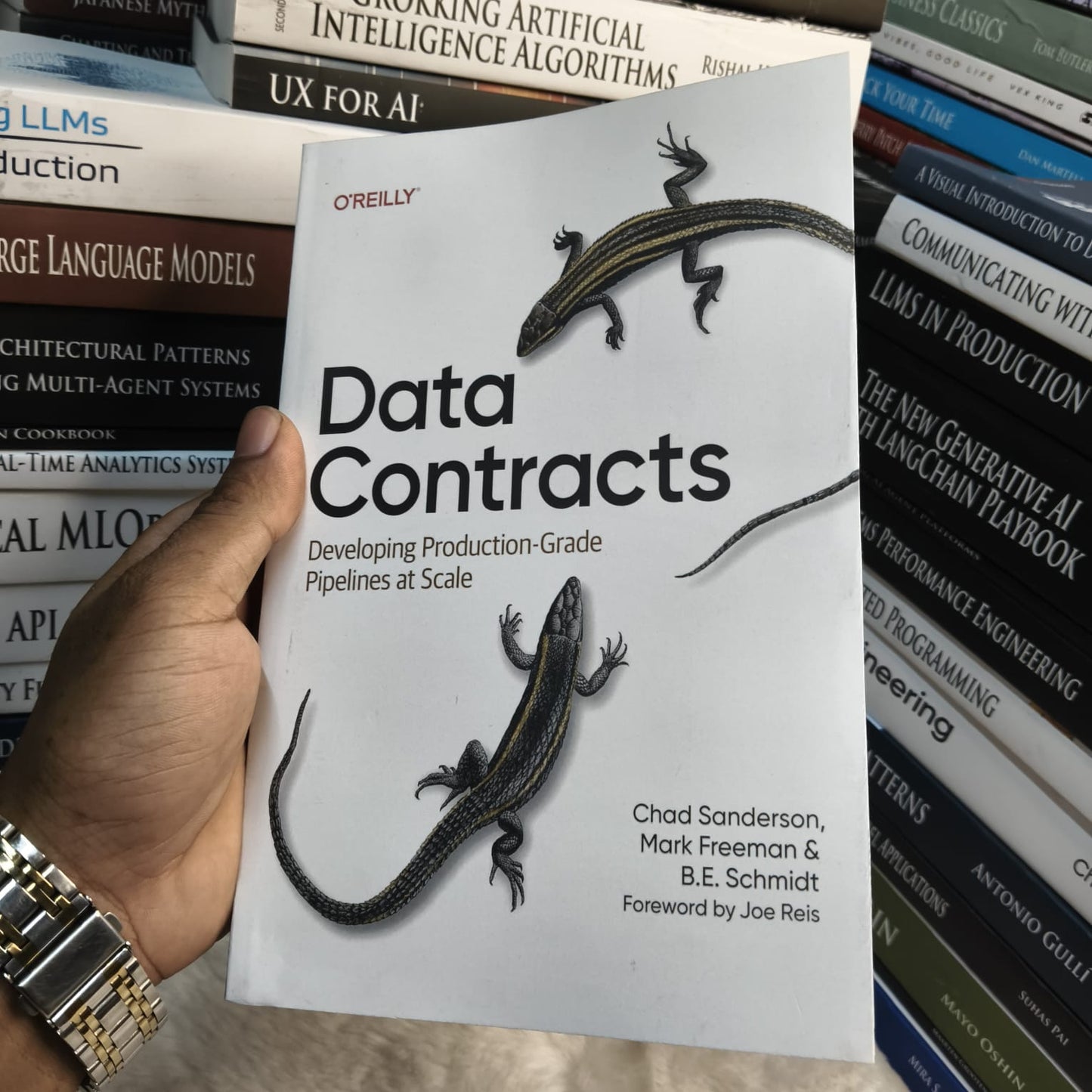 Data Contracts by Chad Sanderson, Mark Freeman & B.E. Schmidt