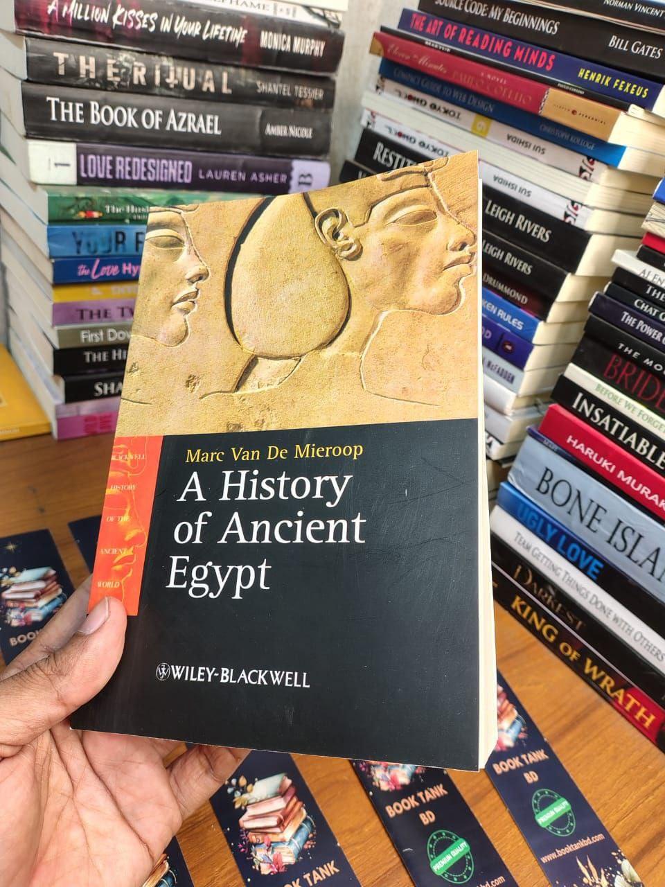 A History of Ancient Egypt Book by Marc Van De Mieroop – Book Tank BD